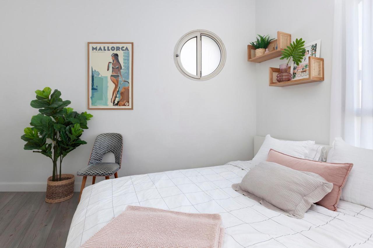 Appartamento The Clock House Tel Aviv Esterno foto