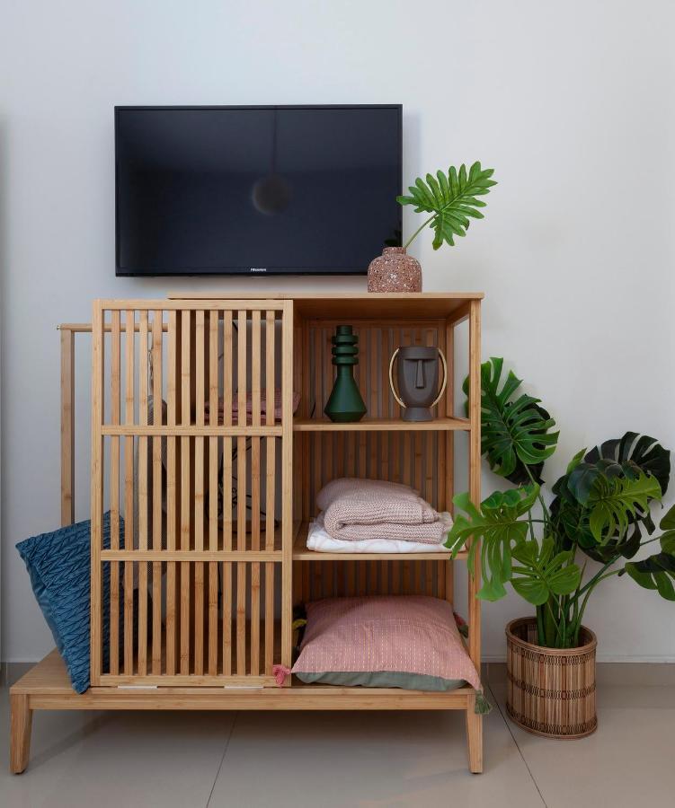 Appartamento The Clock House Tel Aviv Esterno foto