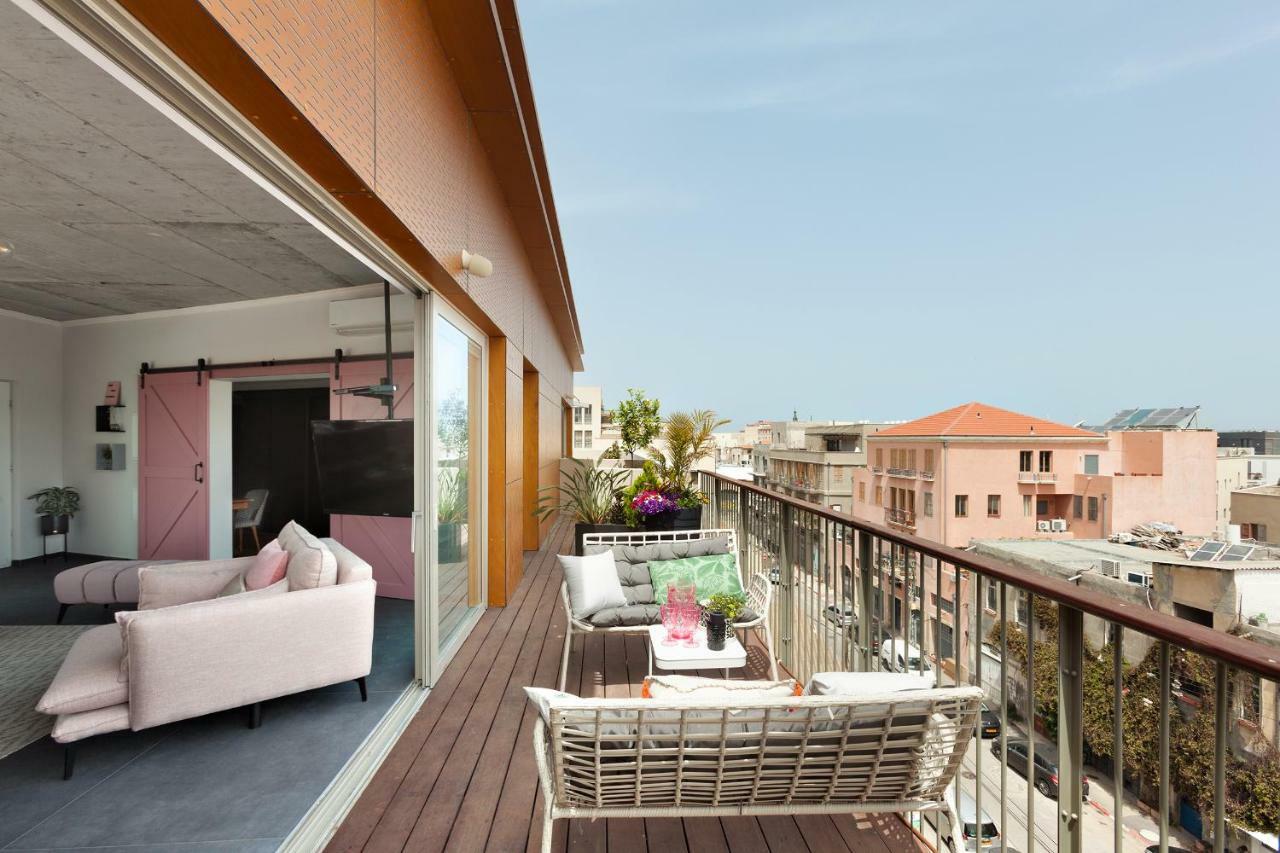 Appartamento The Clock House Tel Aviv Esterno foto
