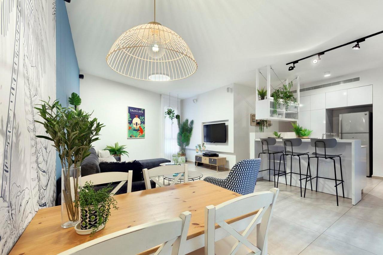 Appartamento The Clock House Tel Aviv Esterno foto