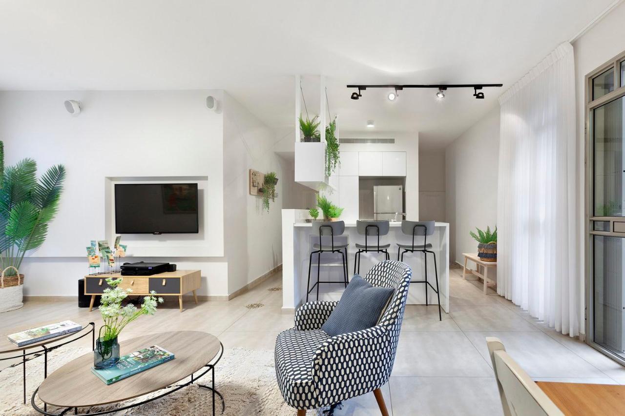 Appartamento The Clock House Tel Aviv Esterno foto